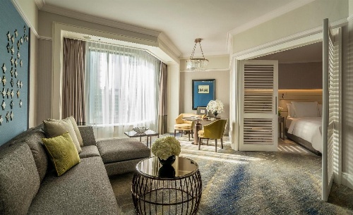 Four Seasons Hotel Singapore image 2