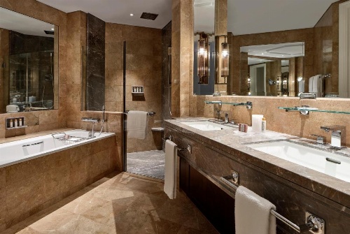 Four Seasons Hotel Singapore image 33